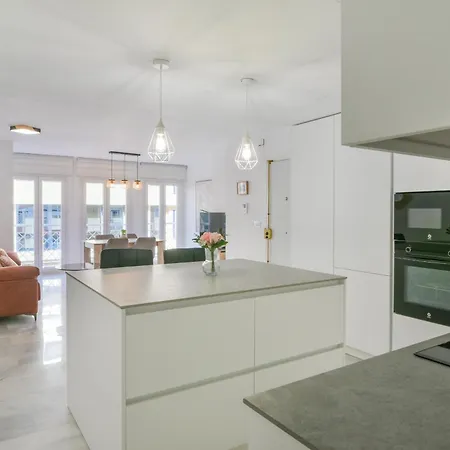 Διαμέρισμα Magnificent- 2bd 2bth- Center Μάλαγα